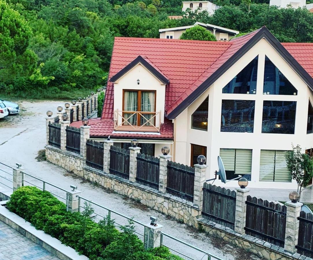 Villa Coast Of Montenegro บาร์ ภายนอก รูปภาพ