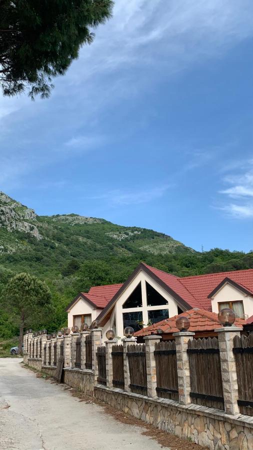 Villa Coast Of Montenegro บาร์ ภายนอก รูปภาพ