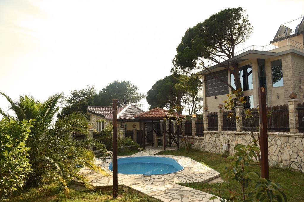 Villa Coast Of Montenegro บาร์ ภายนอก รูปภาพ