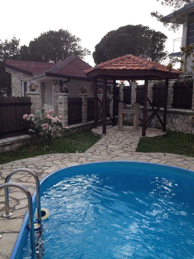 Villa Coast Of Montenegro บาร์ ภายนอก รูปภาพ